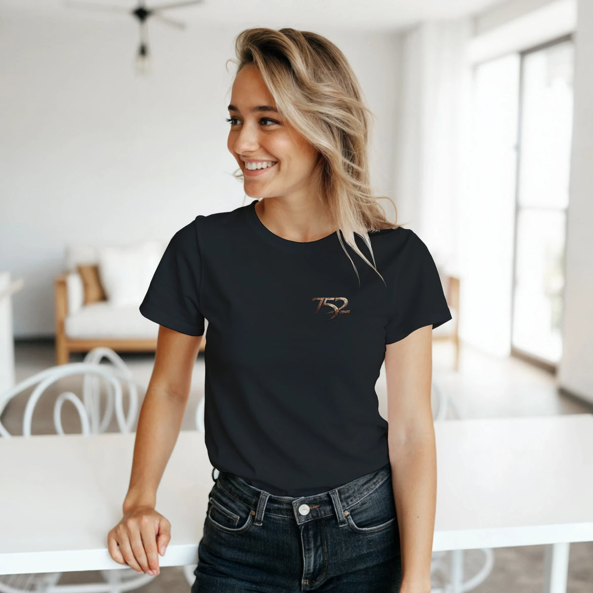 SevenFiftyTwo | Essentials Small Logo Women’s Tee